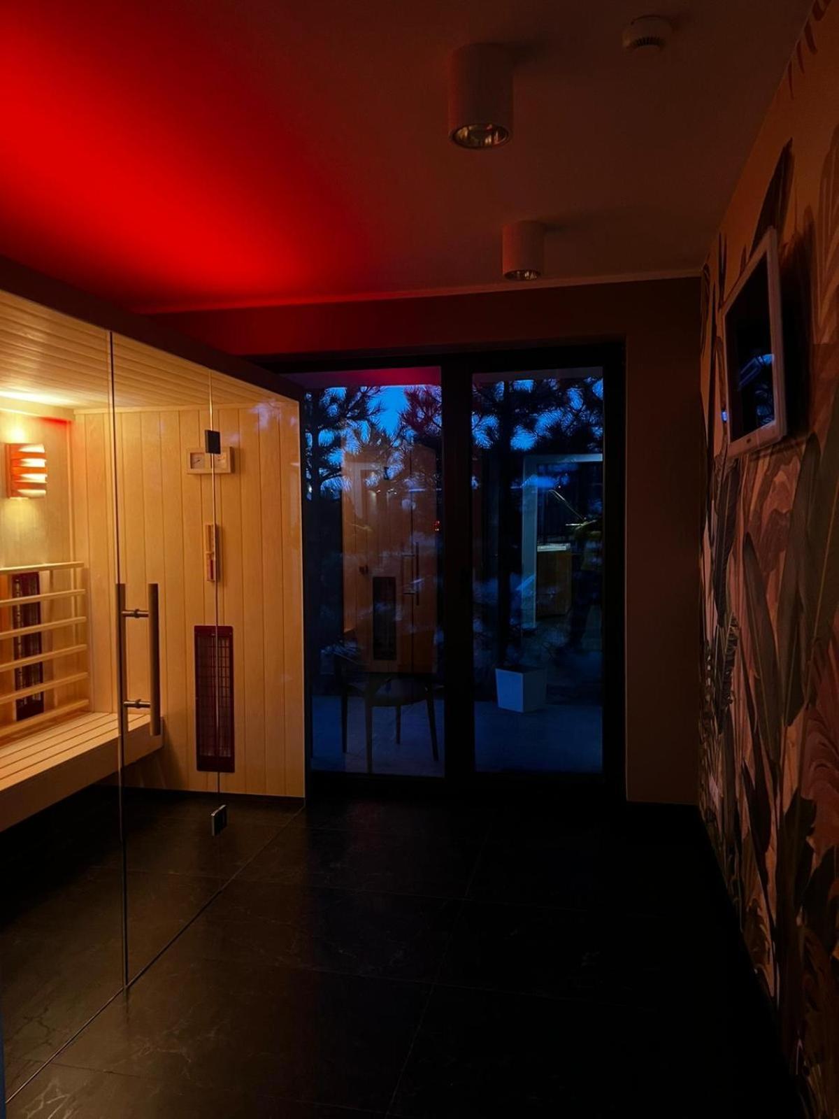 Axel Boutique Jacuzzi & Sauna Dziwnów 외부 사진